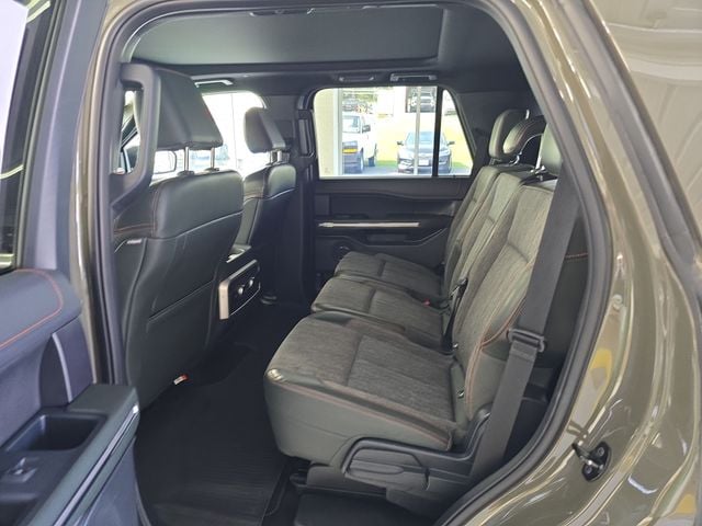 Pre-Owned 2024 Ford Expedition Timberline - photo - 9