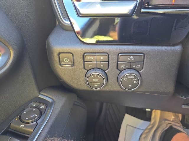 New 2026 Chevrolet Silverado 1500 LT - photo - 18