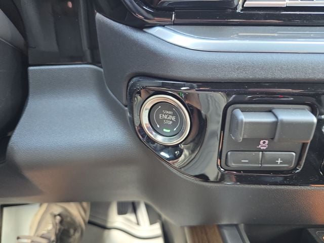New 2026 Chevrolet Silverado 1500 High Country - photo - 25