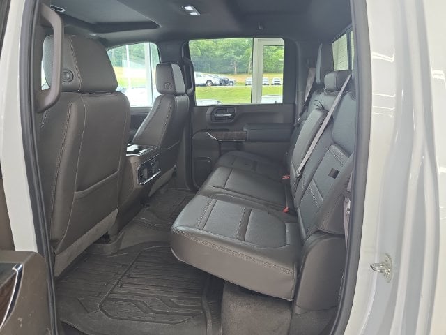 Pre-Owned 2023 GMC Sierra 3500HD Denali - photo - 9