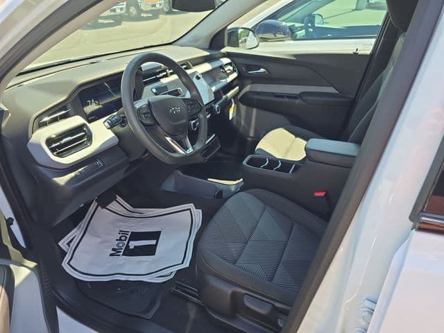 New 2027 Chevrolet Bolt EV LT - photo - 12