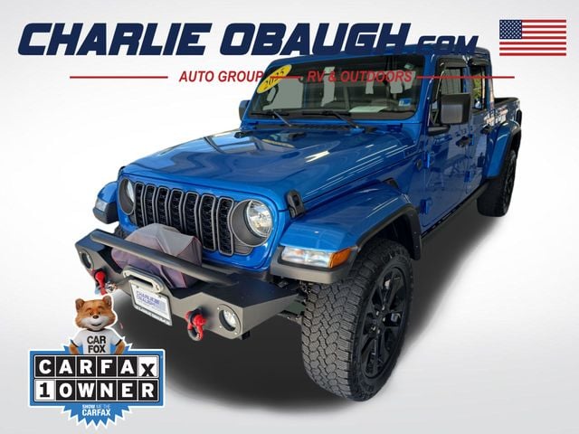 Pre-Owned 2025 Jeep Gladiator Nighthawk - photo - 0