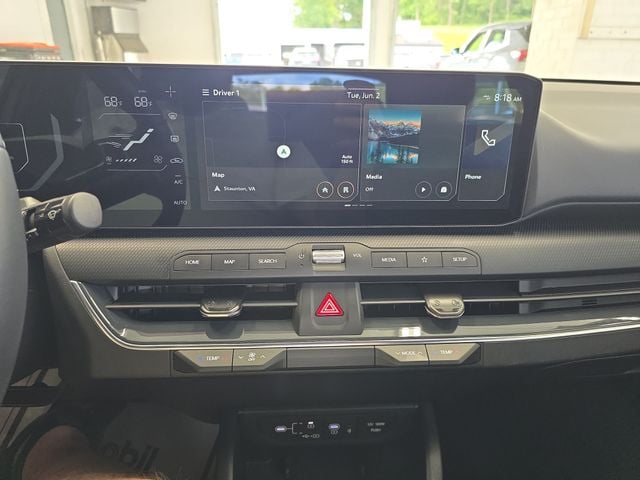 Pre-Owned 2025 Kia K4 GT-Line - photo - 14