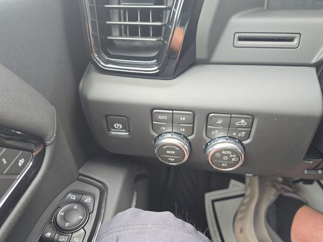 New 2026 GMC Sierra 2500HD AT4 - photo - 18