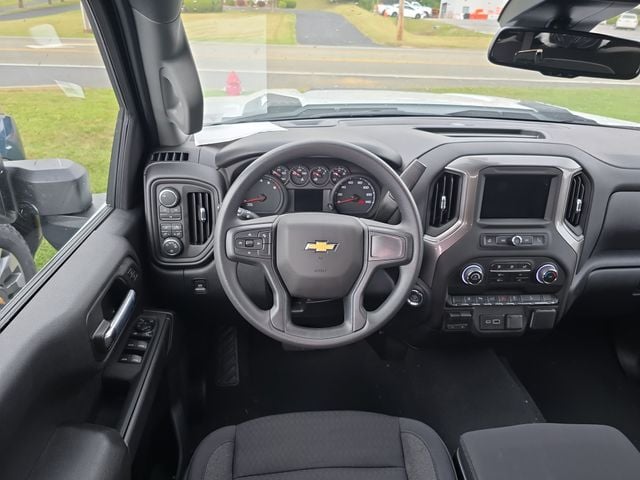 New 2026 Chevrolet Silverado 2500HD Custom - photo - 11