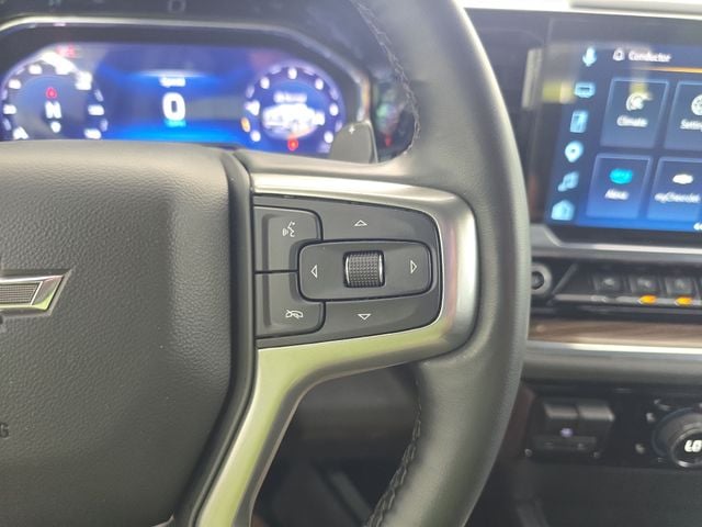 Pre-Owned 2024 Chevrolet Silverado 1500 RST - photo - 17