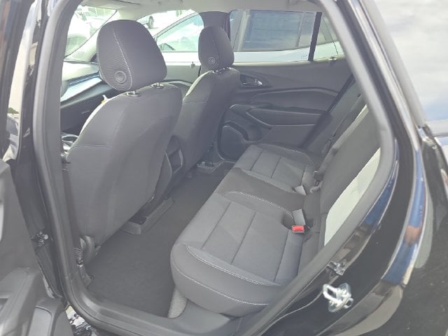 New 2026 Chevrolet Trax LS - photo - 9