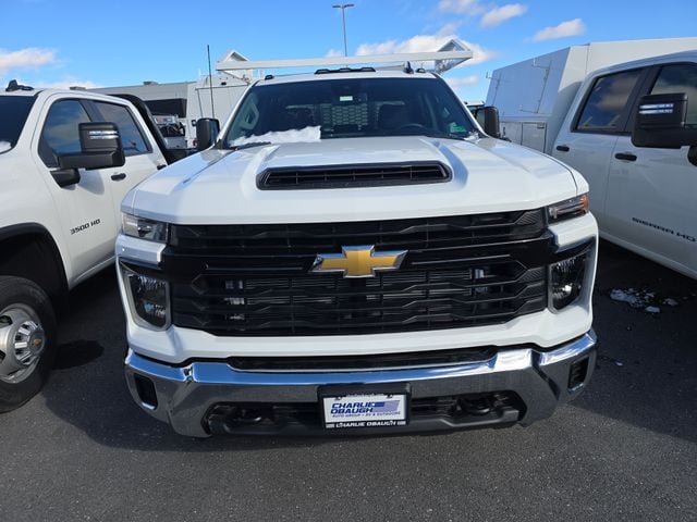 New 2025 Chevrolet Silverado 3500HD Work Truck - photo - 6