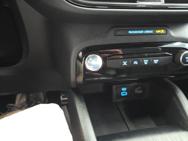 Pre-Owned 2023 Ford Escape ST-Line - photo - 22