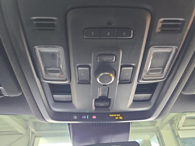 Pre-Owned 2024 Chevrolet Tahoe RST - photo - 23