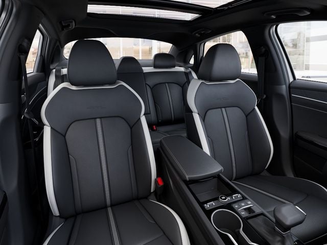 New 2026 Kia K5 GT-Line - photo - 14