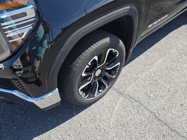 New 2026 GMC Sierra 1500 SLT - photo - 8