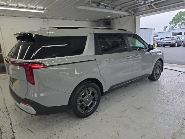 Pre-Owned 2025 Kia Carnival Hybrid EX - photo - 5