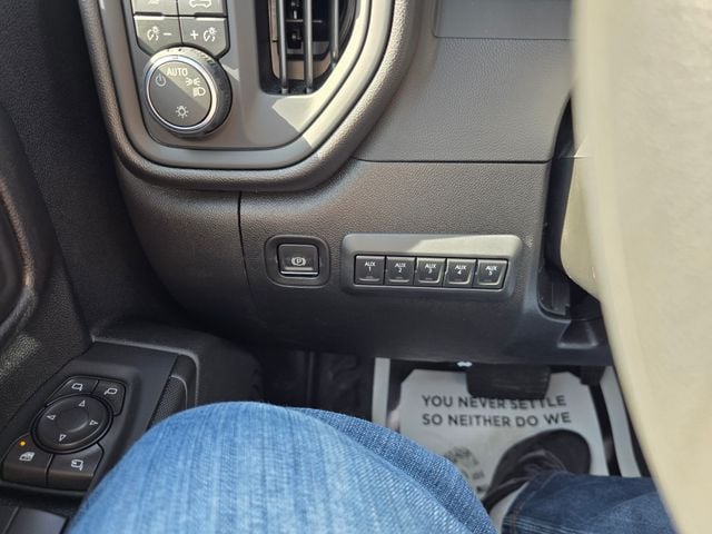 New 2026 Chevrolet Silverado 3500HD Work Truck - photo - 18
