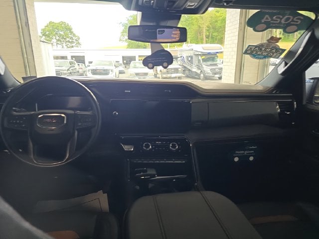 Pre-Owned 2024 GMC Sierra 1500 AT4 - photo - 10