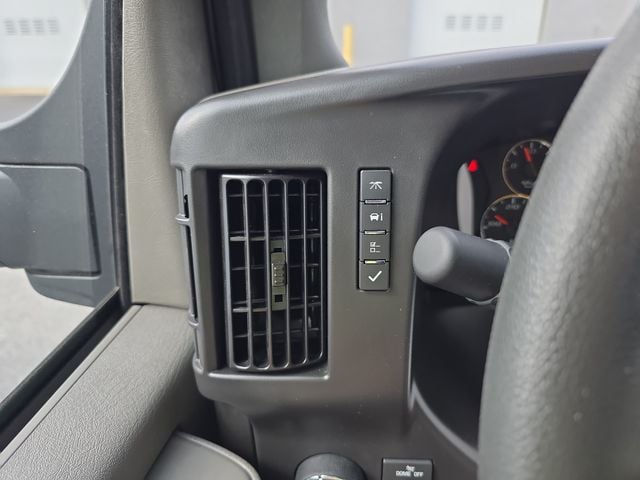 New 2025 GMC Savana Cutaway 4500 4500 Van - photo - 14