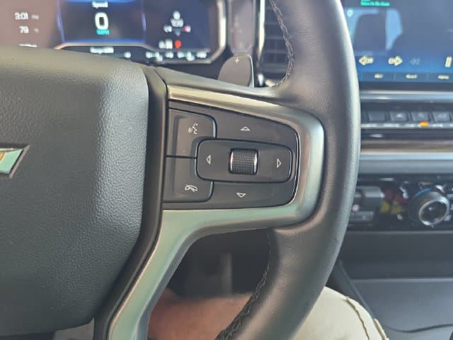 Pre-Owned 2025 Chevrolet Silverado 1500 LT - photo - 17