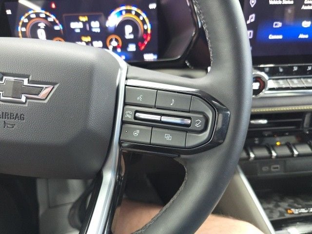 Pre-Owned 2023 Chevrolet Colorado ZR2 - photo - 17