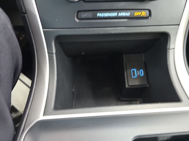 Pre-Owned 2024 Ford Edge SE - photo - 21