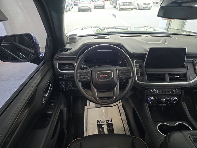Pre-Owned 2023 GMC Yukon AT4 - photo - 10