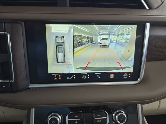 Pre-Owned 2024 GMC Yukon XL Denali - photo - 16