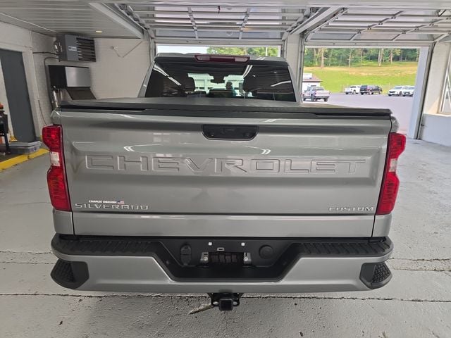Pre-Owned 2023 Chevrolet Silverado 1500 Custom - photo - 3