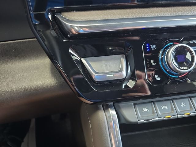 Pre-Owned 2025 GMC Sierra 1500 Denali - photo - 24