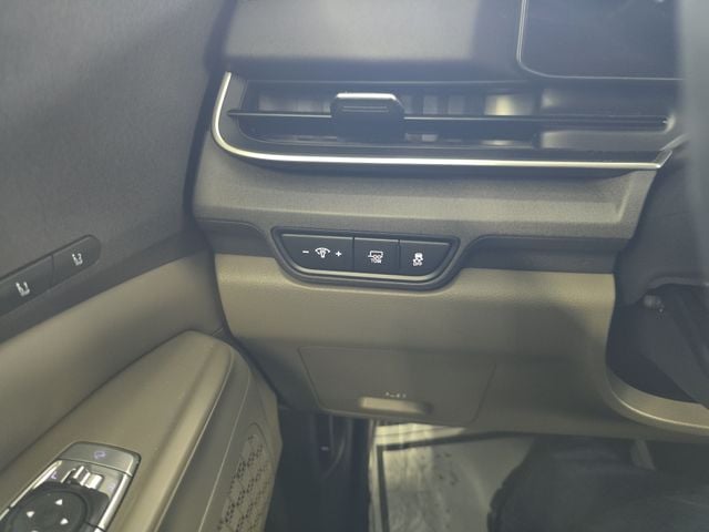 Pre-Owned 2025 Kia Carnival Hybrid EX - photo - 19