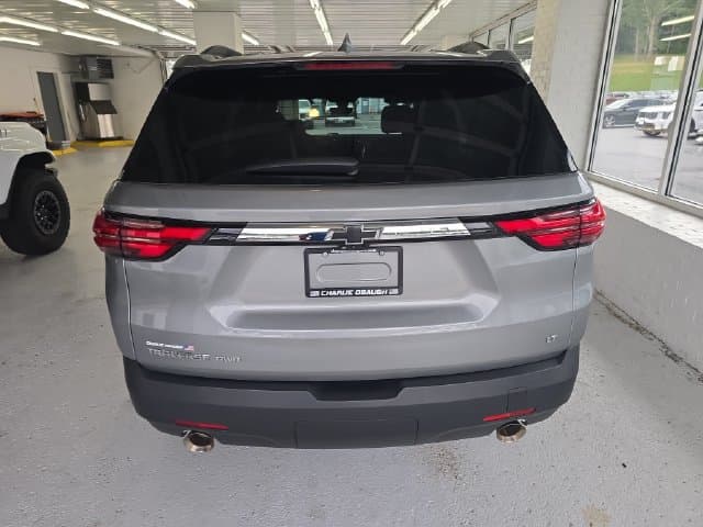 Pre-Owned 2023 Chevrolet Traverse LT Leather - photo - 3