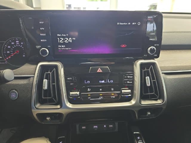 Pre-Owned 2023 Kia Sorento X-Line EX - photo - 15