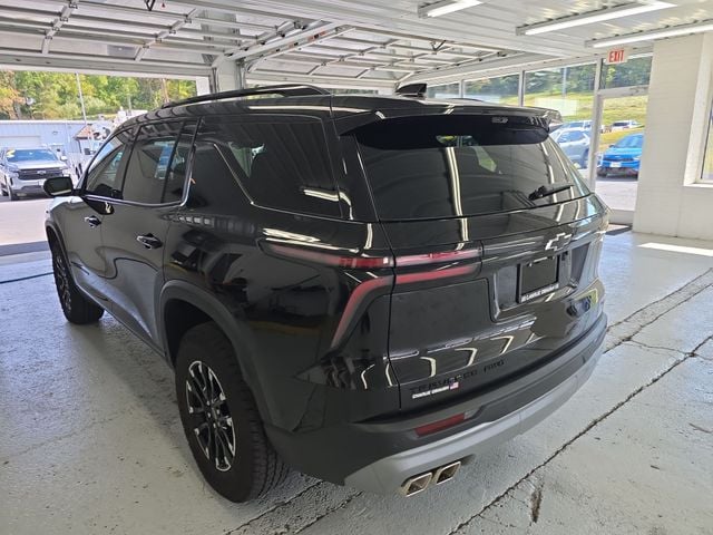Pre-Owned 2026 Chevrolet Traverse Z71 - photo - 2