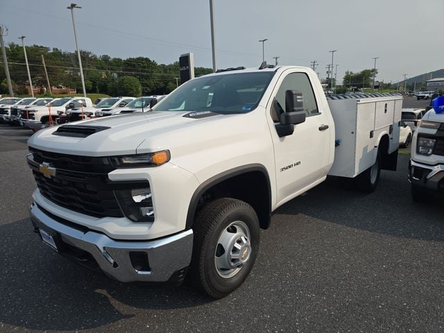New 2026 Chevrolet Silverado 3500HD Work Truck - photo - 1