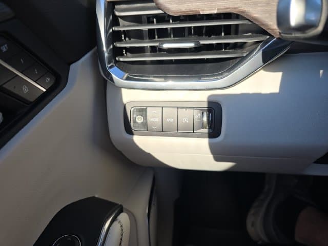 New 2027 GMC Acadia Denali - photo - 20