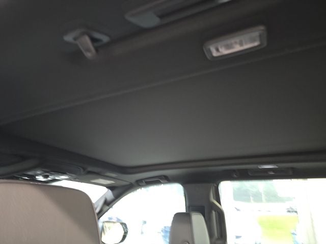 New 2026 GMC Yukon XL Denali - photo - 13