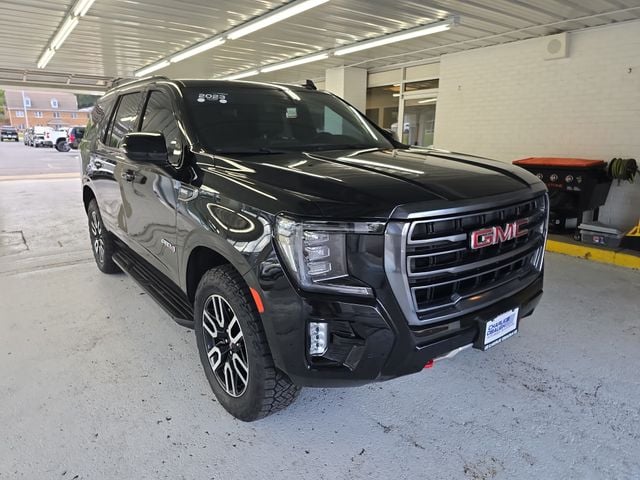 Pre-Owned 2023 GMC Yukon AT4 - photo - 6