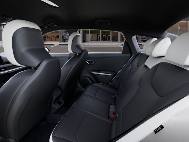New 2026 Kia K4 GT-Line - photo - 17