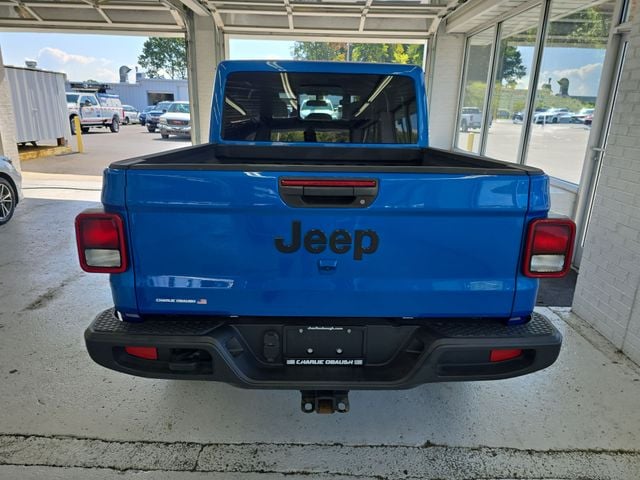 Pre-Owned 2025 Jeep Gladiator Nighthawk - photo - 3