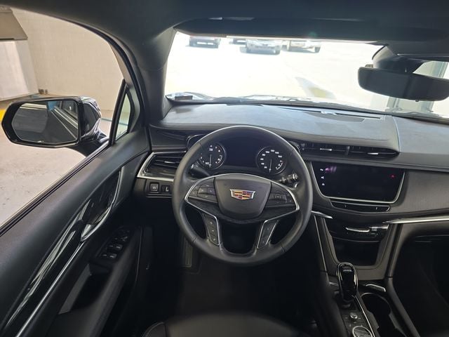Pre-Owned 2023 Cadillac XT5 Premium Luxury - photo - 11
