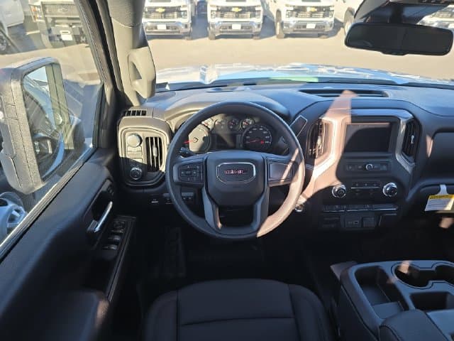 New 2026 GMC Sierra 3500HD Pro - photo - 9