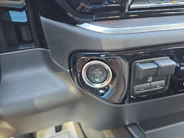 New 2026 GMC Sierra 1500 SLT - photo - 24