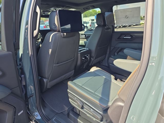 New 2026 GMC Yukon XL AT4 - photo - 10