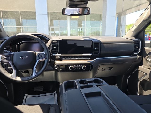 New 2026 Chevrolet Silverado 2500HD LT - photo - 11