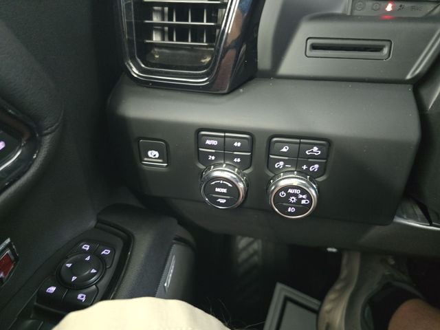 Pre-Owned 2024 GMC Sierra 1500 AT4 - photo - 20