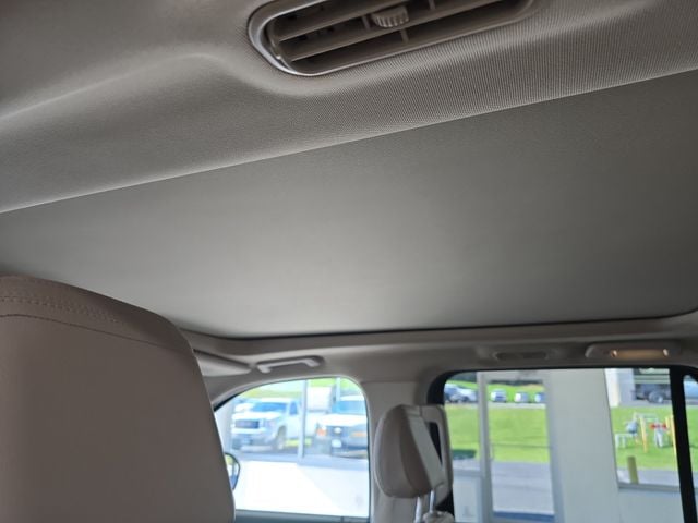 Pre-Owned 2024 Ford Expedition Limited - photo - 12