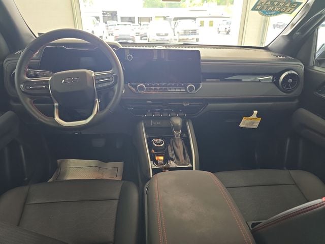 Pre-Owned 2025 Chevrolet Colorado Z71 - photo - 10