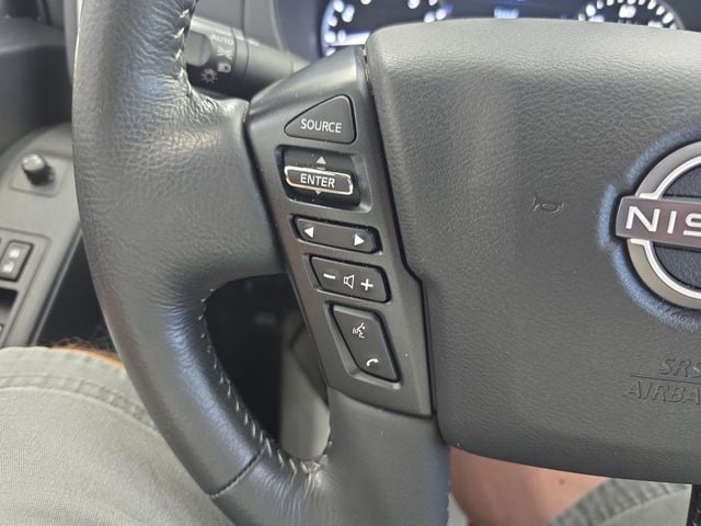 Pre-Owned 2024 Nissan Frontier SV - photo - 18