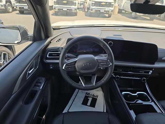 New 2026 Chevrolet Traverse LT - photo - 11
