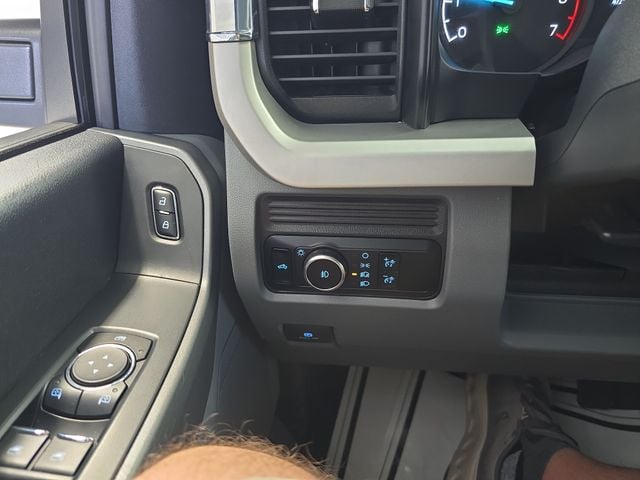 Pre-Owned 2024 Ford F-250SD XLT - photo - 19