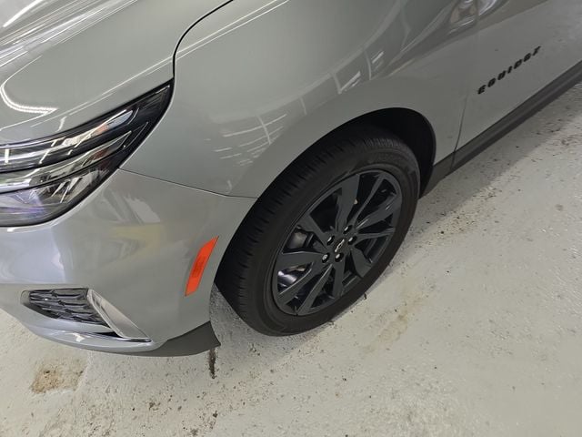 Pre-Owned 2023 Chevrolet Equinox RS - photo - 8