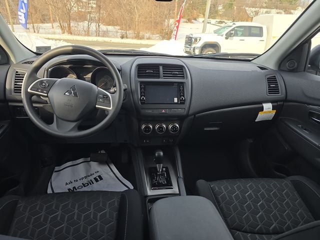 Pre-Owned 2025 Mitsubishi Outlander Sport 2.0 ES - photo - 10